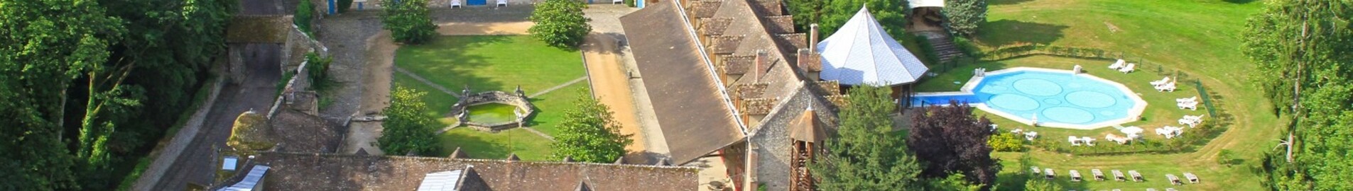 Noleggiare un elicottero : Abbaye des Vaux de Cernay – Vallée de Chevreuse