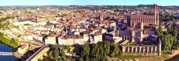 Vue aérienne d'Albi, France historique.