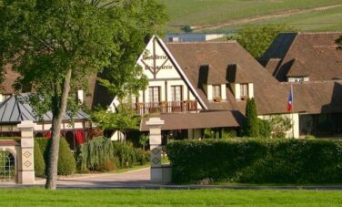 Hostellerie La Briqueterie, Epernay, classique et accueillante.