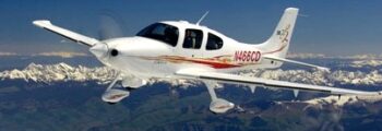 Cirrus SR 22 en vol