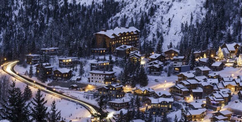 station de ski Courchevel la nuit