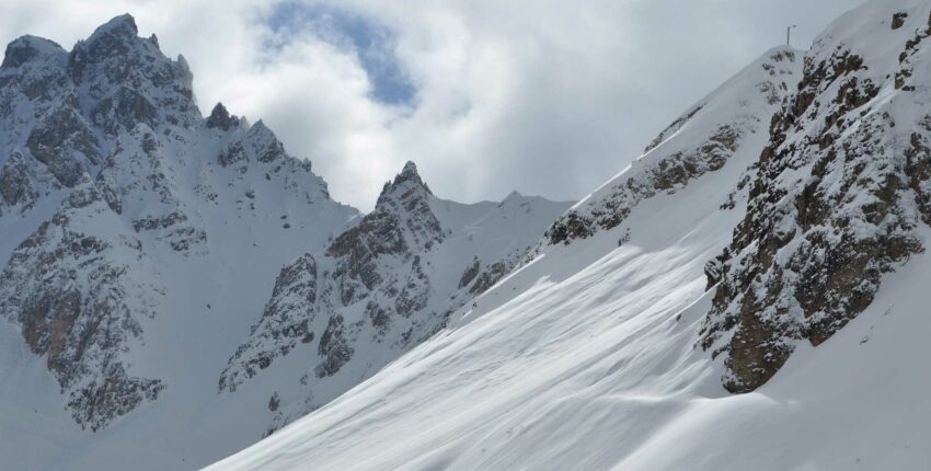 montagne enneigée