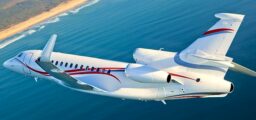 Falcon 7X-3 en vol au dessus de la mer