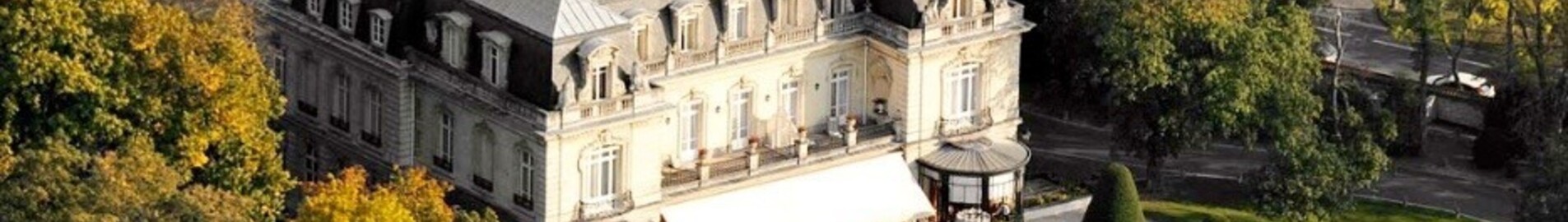Noleggiare un elicottero per volare a Les Crayères (Reims Champagne)