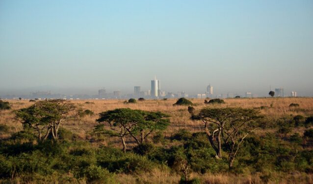 **emplacement jet privé - Prairies, acacias, horizon de Nairobi.**