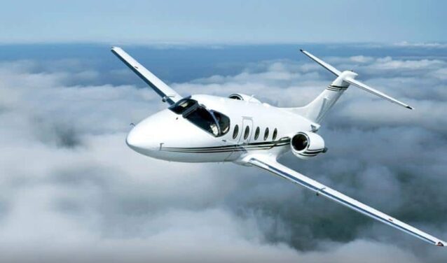 **location de jet privé** : Un BEECHJET 400 en vol clair