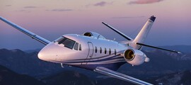 location jet privé - Intérieur d'un BEECHJET 400 avec sièges en cuir