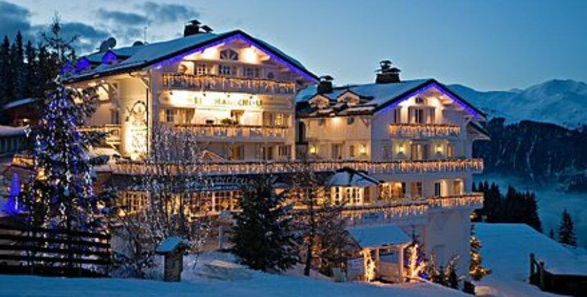 courchevel façade hôtel chabichou