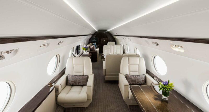 GULFSTREAM G550 : Noleggio jet privato 