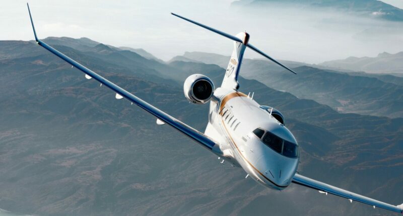 CHALLENGER 300 : Noleggio jet privato 