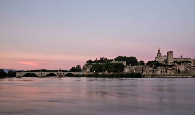 Avignon coucher de soleil