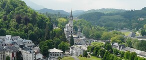 Tarbes Lourdes Pirenei : noleggio jet privato 