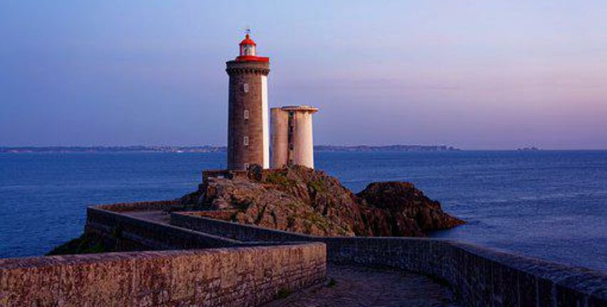 Brest phare bord de mer