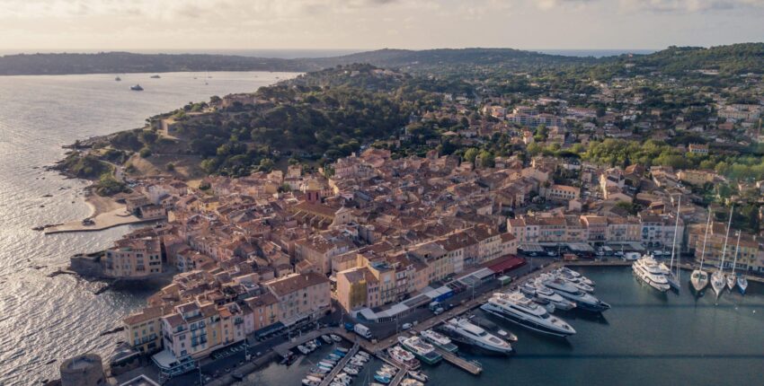 Saint Tropez vue aérienne