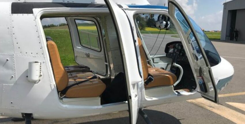 Hélicoptère Bell 206 intérieur