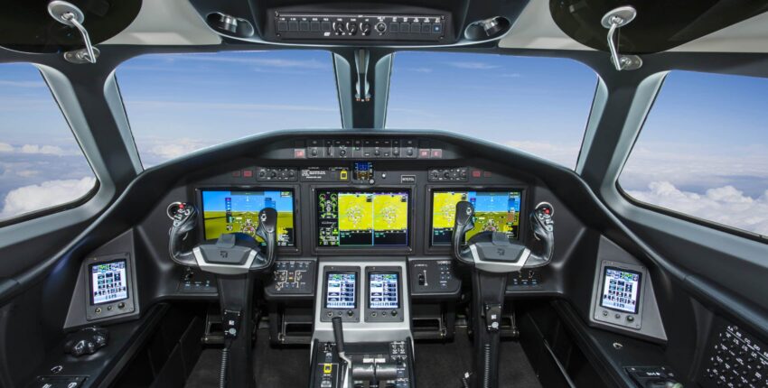 Citation Longitude cockpit