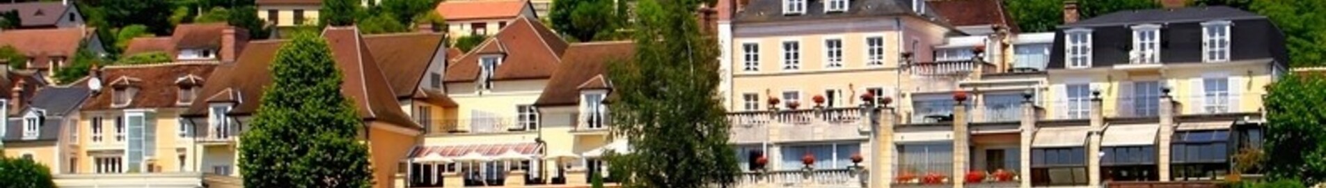 Noleggiare un elicottero per La Côte Saint-Jacques a Joigny