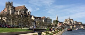 Filiali di Auxerre: noleggio di jet privati 