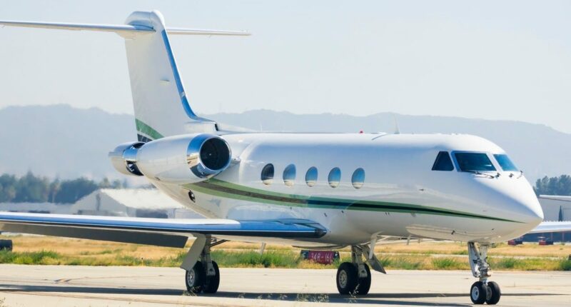 GULFSTREAM G300 : noleggio di jet privati