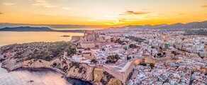 Lisbona - Ibiza: noleggio jet privato