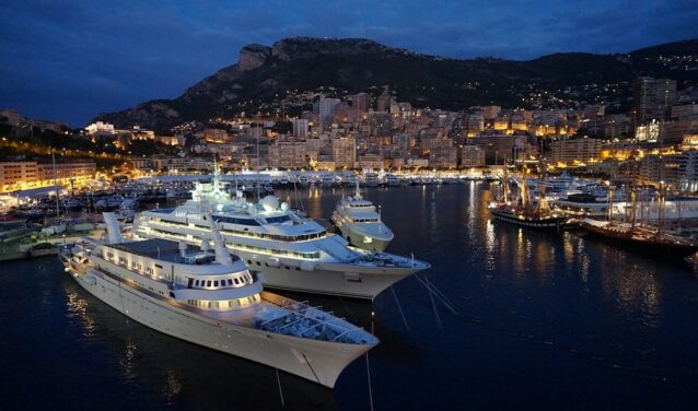 monaco yacht show jet privé monaco yachtintg et jet privés deux univers qui font rêver