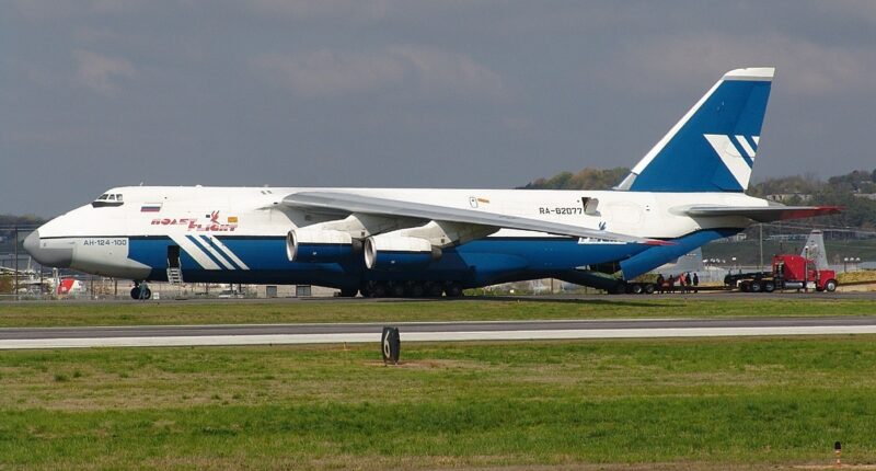 Hire cargo plane Antonov 124