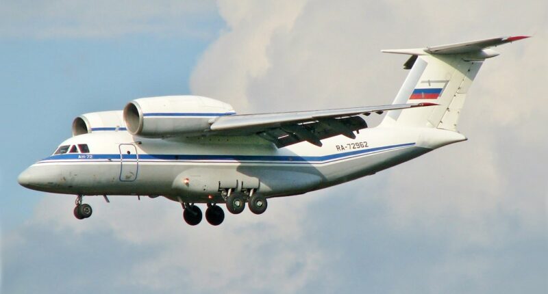 Louer un Antonov An-72 bimoteur