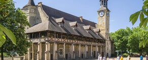 Montlucon Domerat : noleggio jet privati 
