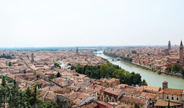 Vérone : emplacement de jet privé, vue panoramique.