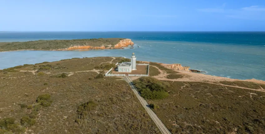 Cabo Rojo : Faro Los Morrillos vue aérienne.