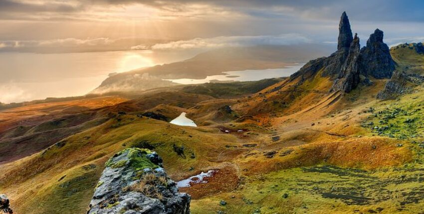 montagne couché de soleil île de skye