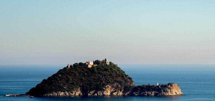 mer, île de Gallinare