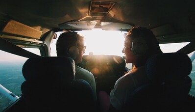 Perché le AEROAFFAIRES non fanno mai il copilotaggio?
