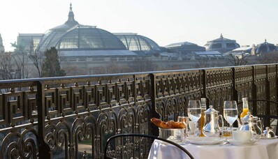 Hôtel La Réserve de Paris: un patrimonio di raffinatezza e prestigio