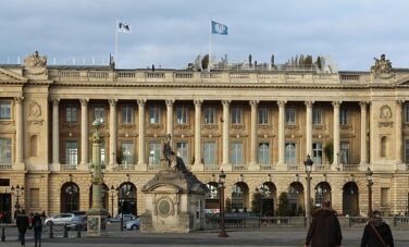 Palace parisien hôtel Le Crillon