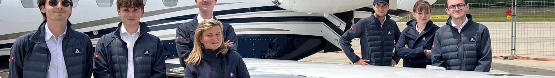 Quali sono le differenze tra un broker aereo come AEROAFFAIRES e un operatore di aviazione commerciale?