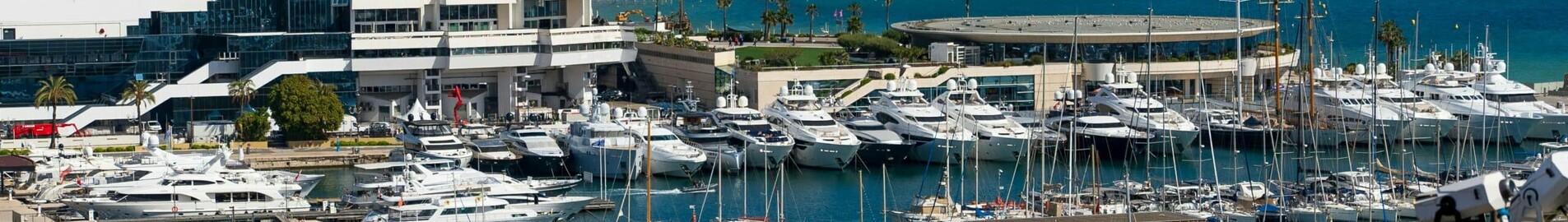 Amburgo - Cannes: noleggio jet privato