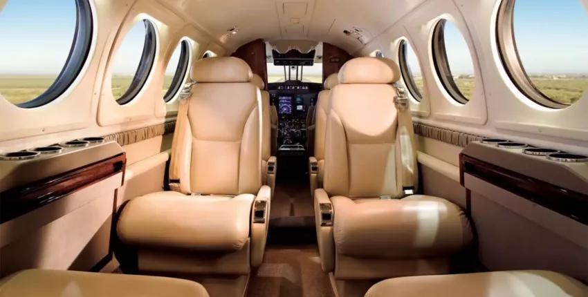 king air 250 location jet prive