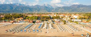 Forte dei Marmi: Trasferimento in elicottero