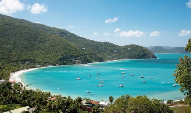 Saint-Thomas - Tortola: trasferimento in elicottero